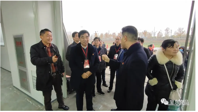縣政協(xié)主席汪慶才、副主席王向陽、秘書長夏雁華率駐會常委和機關(guān)部分黨員，深入同大鎮(zhèn)和廬江臺創(chuàng)園開展災(zāi)后重建調(diào)研